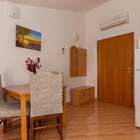 Apartments Dalmata Біоград-на-Мору Екстер'єр фото
